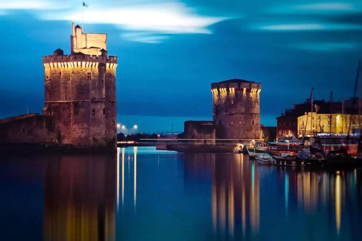 Appartement Proche Marché Au Cœur Du Centre + Wifi La Rochelle  Esterno foto